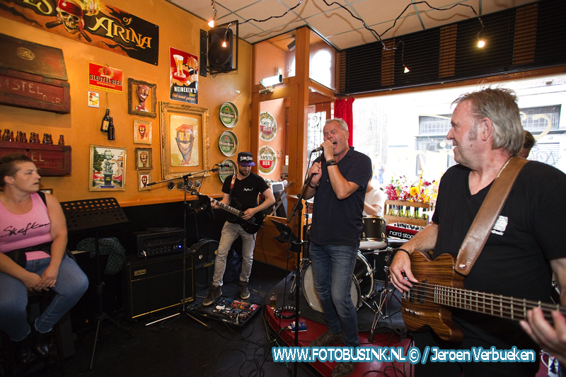 Ook de band Skeftum zet zich in tijdens het muzikale benefietweekend voor Café Arina.