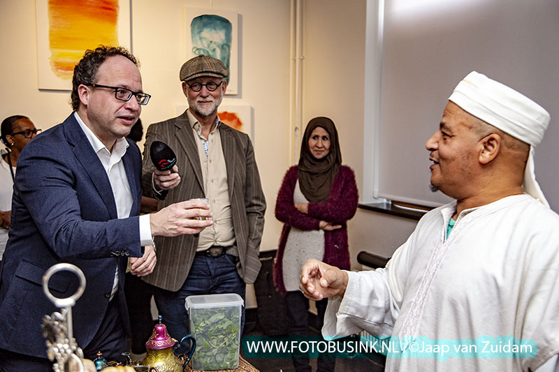 Minister Koolmees neemt deel aan Meet and (gr)Eat in het Oude Raadhuis van Zwijndrecht