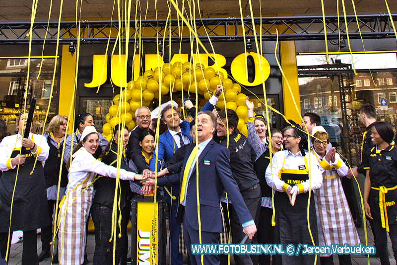Jumbo geopend aan de Krispijnseweg in Dordrecht.