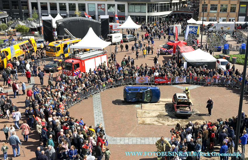 Brandweer Papendrecht verzorgd verschillende demo's op Koningsdag.