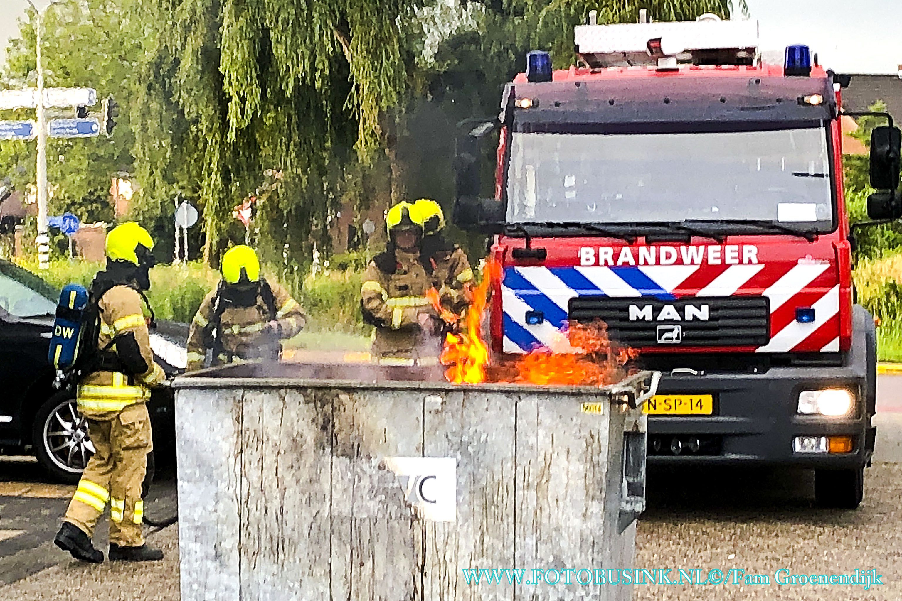 Container in de brand aan de Gerard Dousingel in Papendrecht.