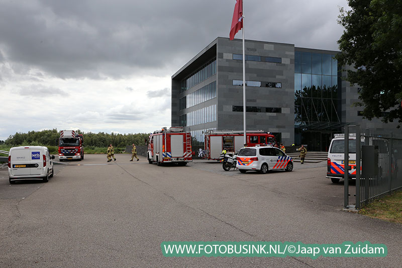 Brand in hoofdkantoor van Van Leeuwen Buizen in Zwijndrecht