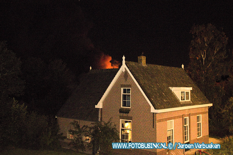 Grote brand aan de Bergstoep in Streefkerk.