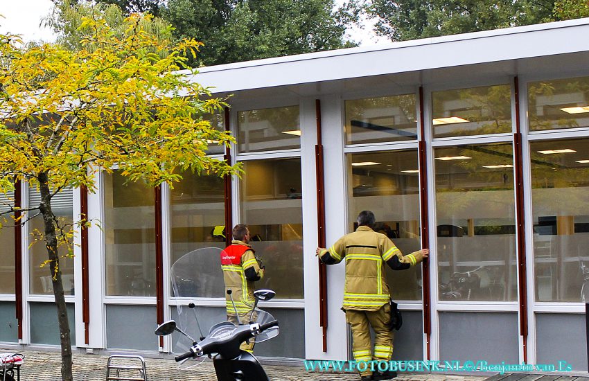 Brandweer opgeroepen voor vreemde lucht in gezondheidscentrum Blaauwweg