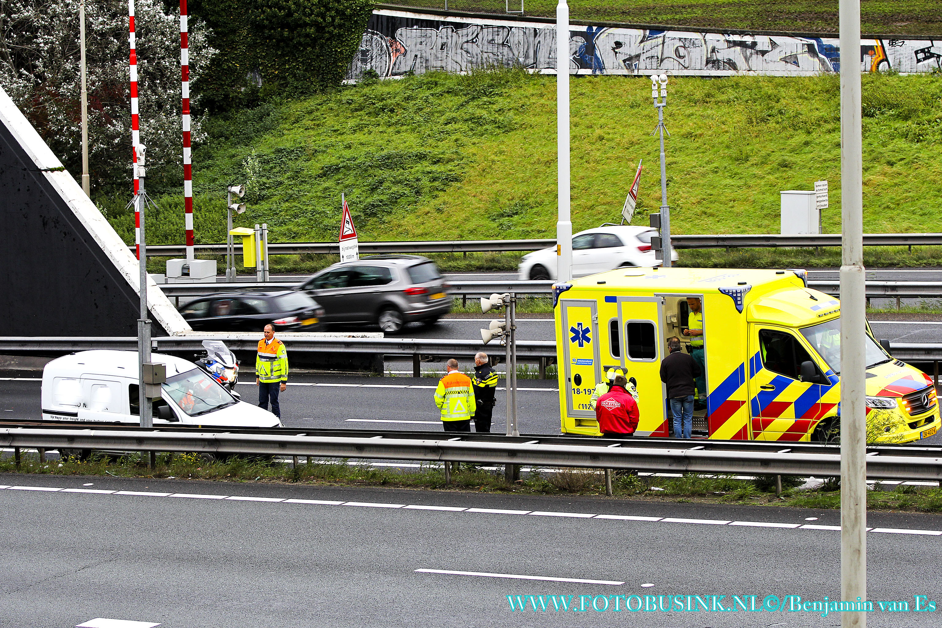 Ongeval letsel Rijksweg A16 Dordrecht.