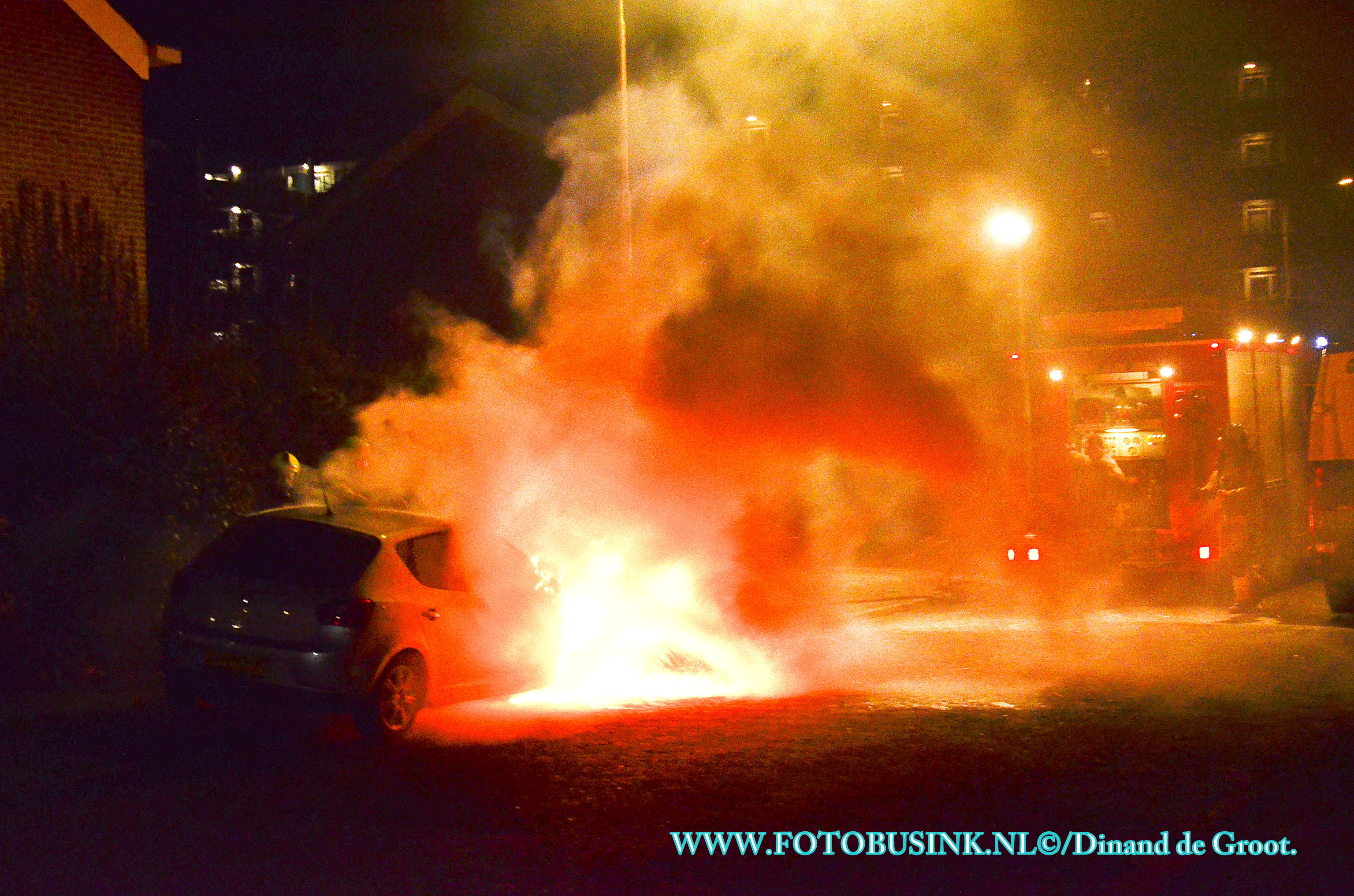 Vier auto's in Sliedrecht in brand gestoken.