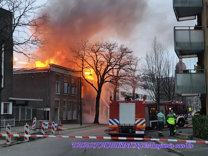 Grote brand in binnenstad van Dordrecht
