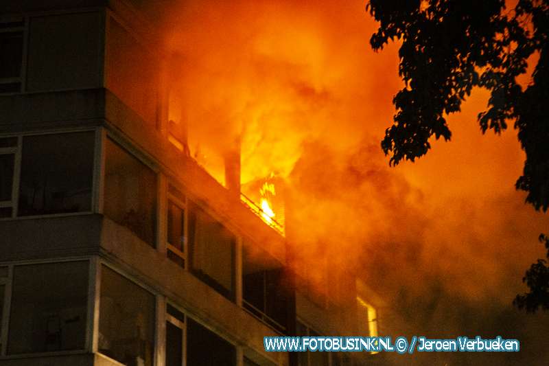 Grote brand verwoest appartement , Kapitein Luidingaflat in Zwijndrecht.