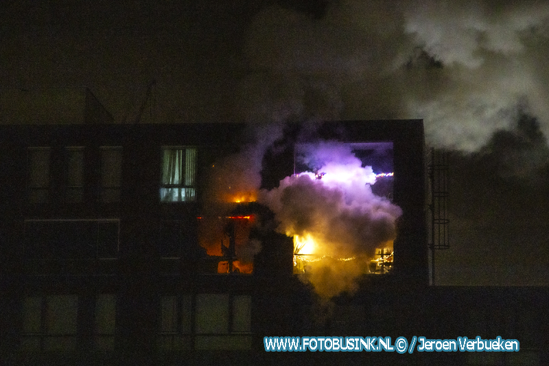 Grote brand in appartementencomplex De Heerlijkheid in Hendrik Ido-Ambacht.