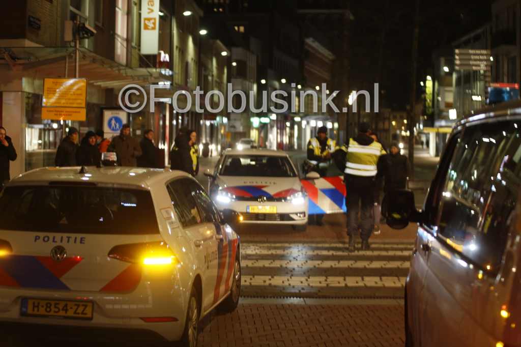 FC Dordrecht supporters bewaken de stad