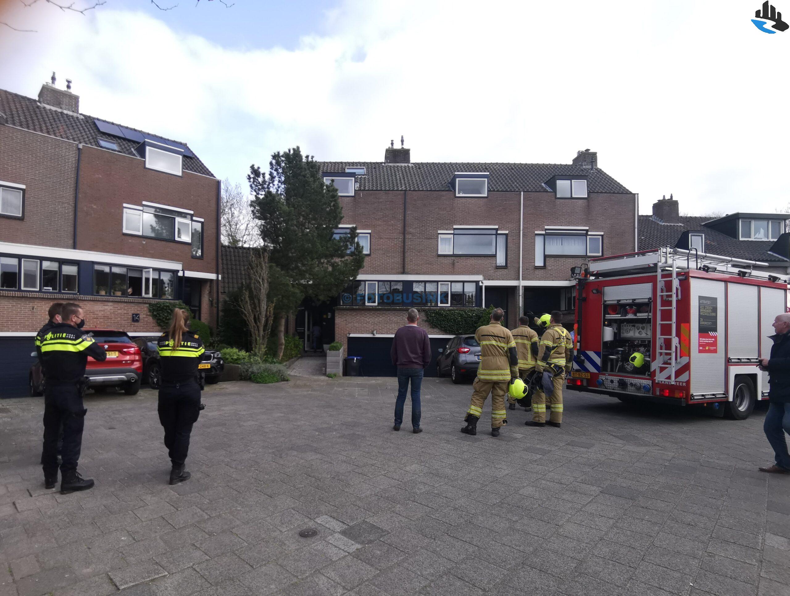 Brandweer opgeroepen voor schoorsteenbrand aan de Luchtenburg in Dordrecht
