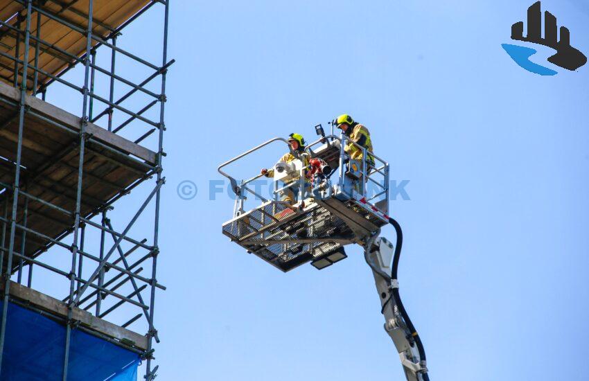 Overkampweg tijdelijk afgesloten geweest door stormschade.