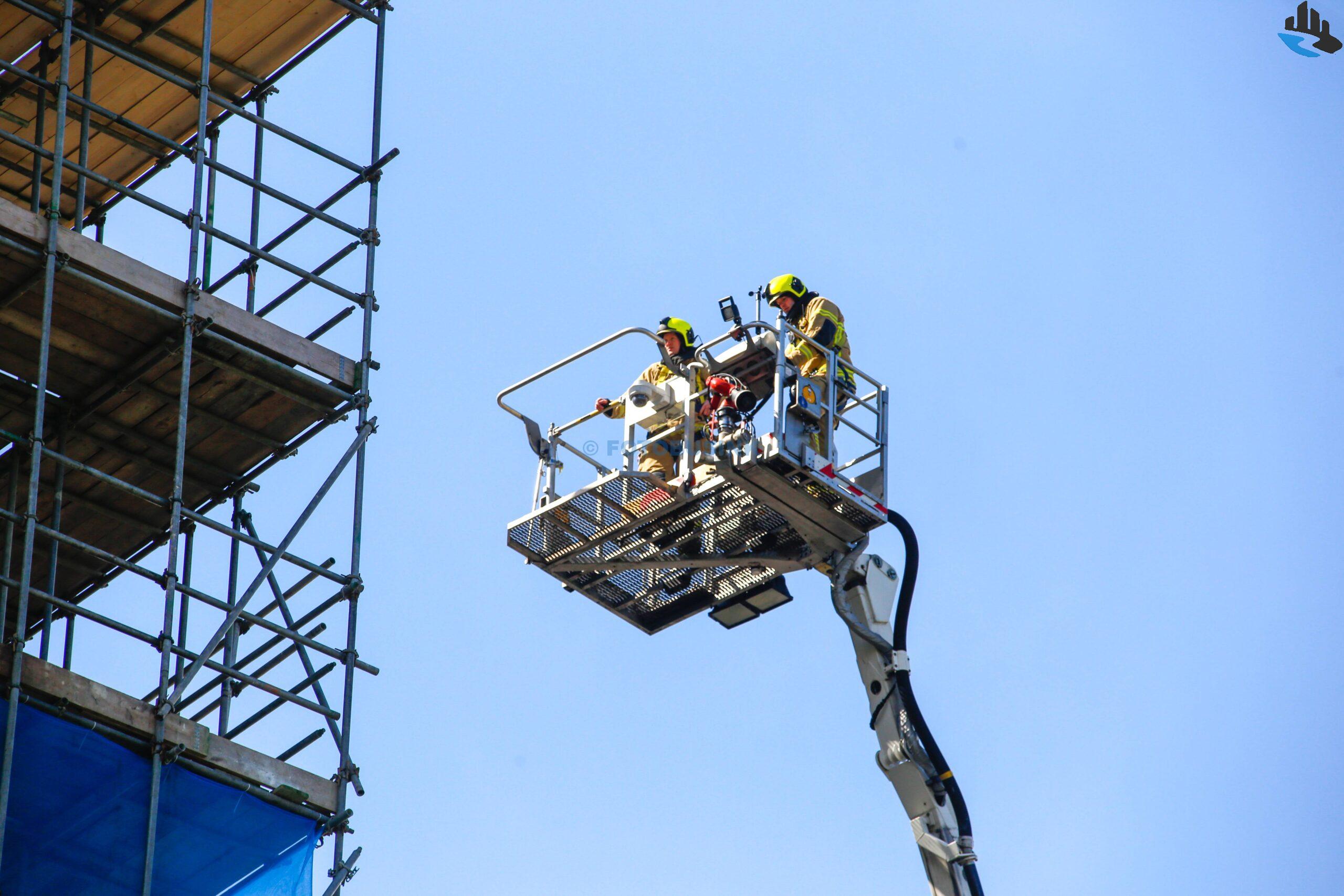 Overkampweg tijdelijk afgesloten geweest door stormschade.