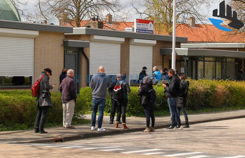 Veel media aanwezig moskee Alblasserdam