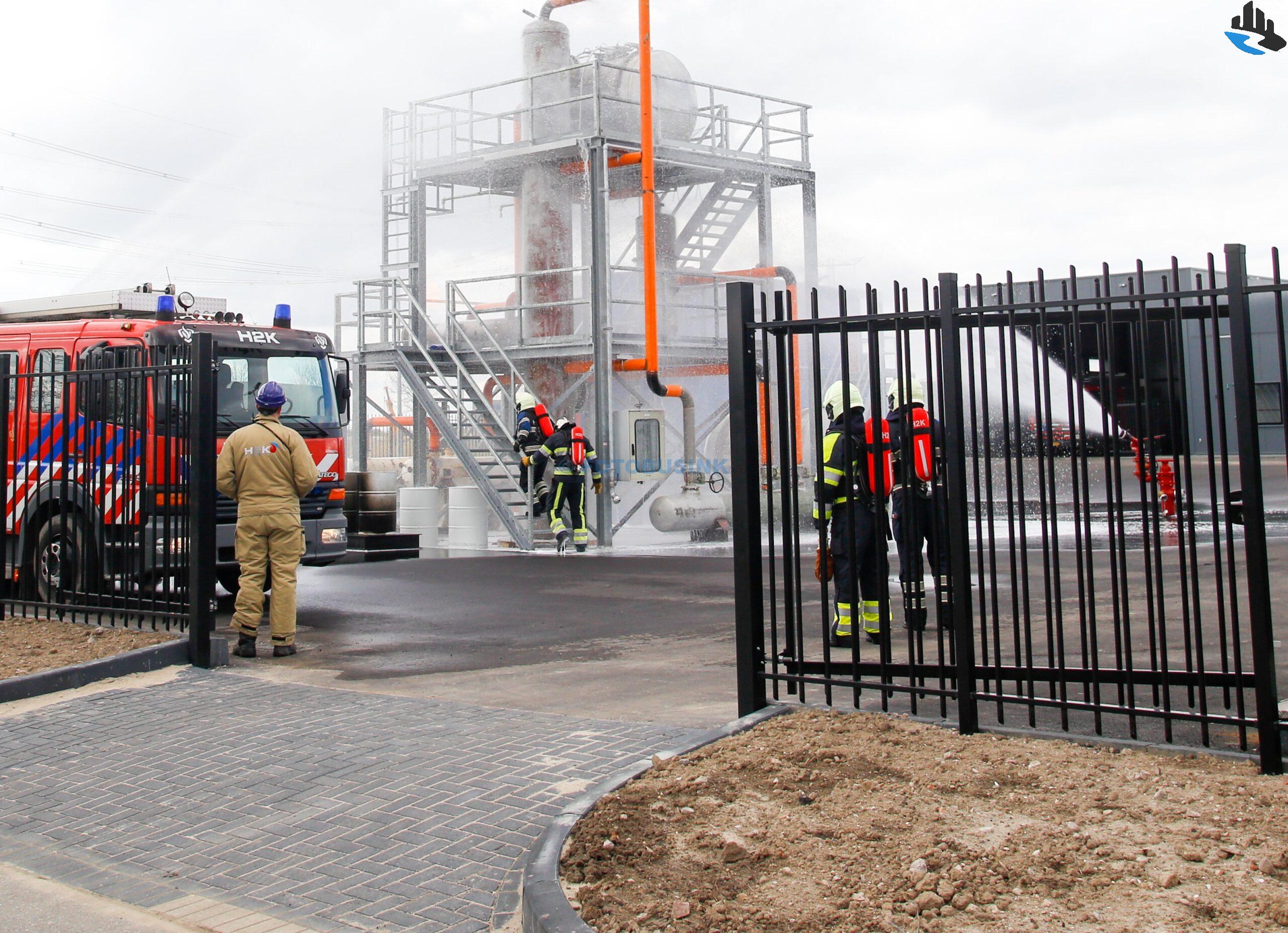 Middelbrand industrie Olivijn in Dordrecht