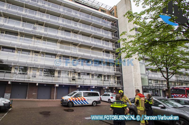 Brandweer rukt uit voor woningbrand aan de Noorderkroonstraat in Dordrecht