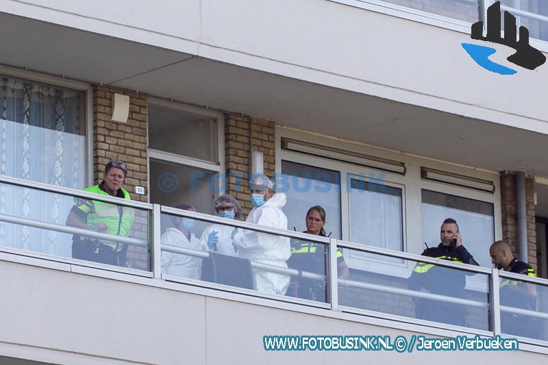 Groot politieonderzoek aan de Kapitein horsmanflat in Zwijndrecht