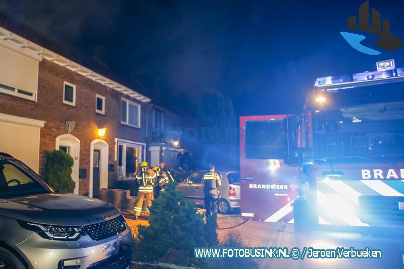 Zolderbrand aan de Adama van Scheltemastraat in Sliedrecht