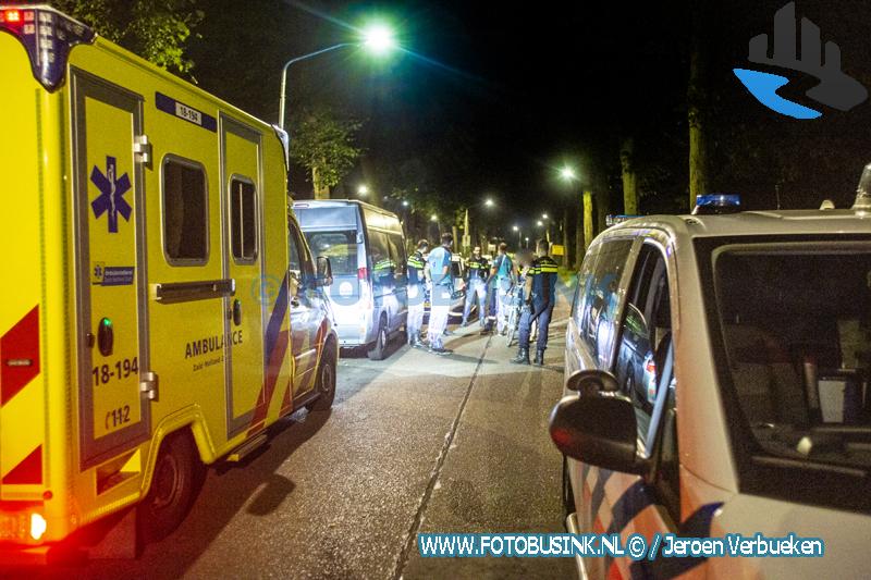 Hulpdiensten opgeroepen voor persoon te water aan de Haaswijkweg-West in Dordrecht