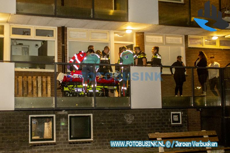 Man valt/springt na steekpartij drie verdiepingen naar beneden in Papendrecht