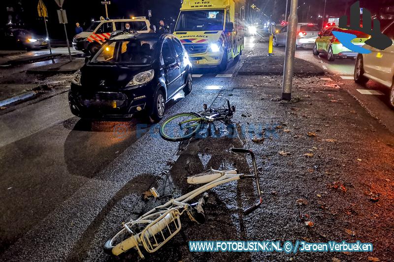 Kindje met fiets aangereden aan de Galileïlaan in Dordrecht.