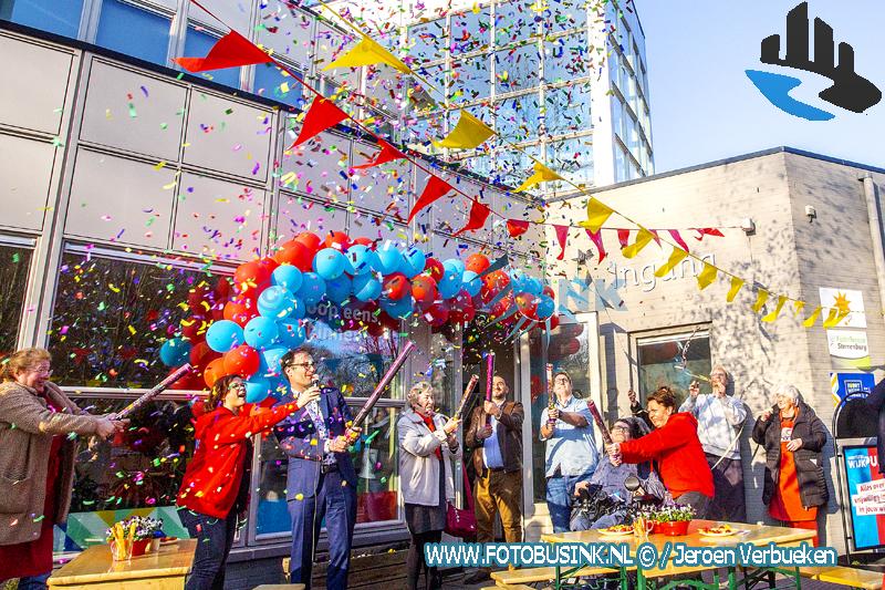Feestelijke opening eerste INZET078 wijkpunt in het Cultureel Centrum Sterrenburg