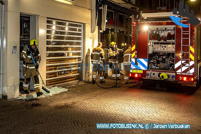 Vaatwasser in brand in eetcafé aan de Voorstraat in Dordrecht