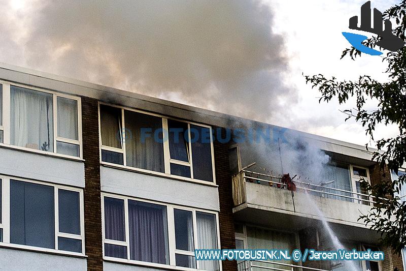 Uitslaande brand Kapitein Rietbergenflat in Zwijndrecht