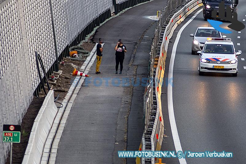 Wandelaars van Rijksweg A16 bij Dordrecht gestuurd