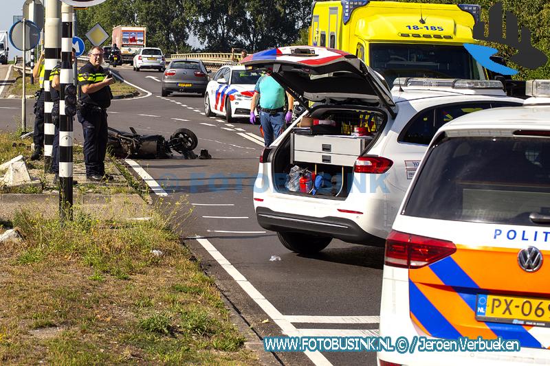 Wederom ernstig ongeval met scooter aan de Edisonweg in Alblasserdam