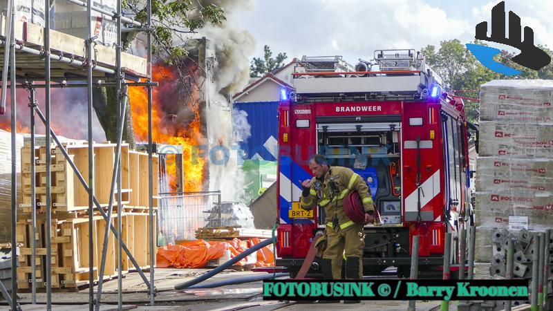 Drie bouwcontainers in brand op bouwterrein Van der Zaanstraat in Dordrecht