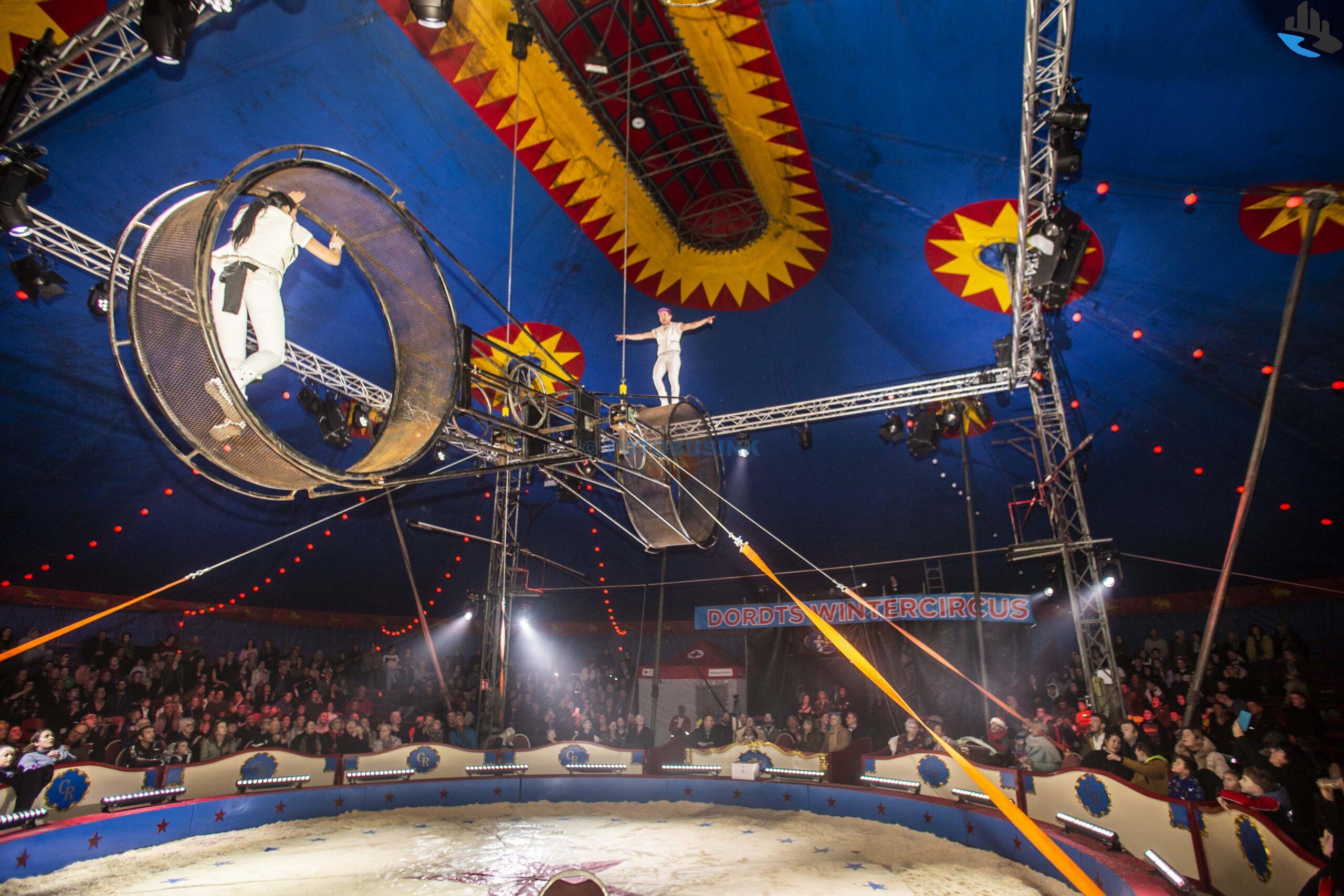 Ruim duizend bezoekers genieten tijdens première van het Dordts Wintercircus Royal