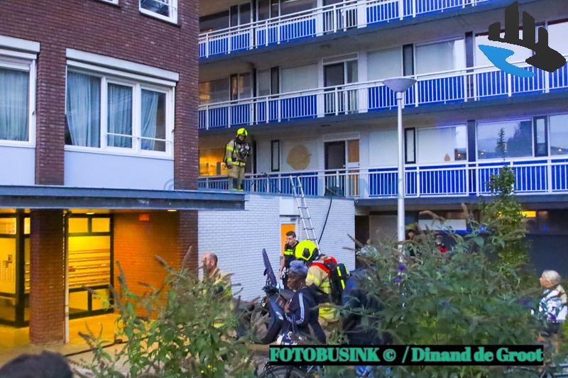 Brand in woning aan het Banckertplein in Hendrik-Ido-Ambacht