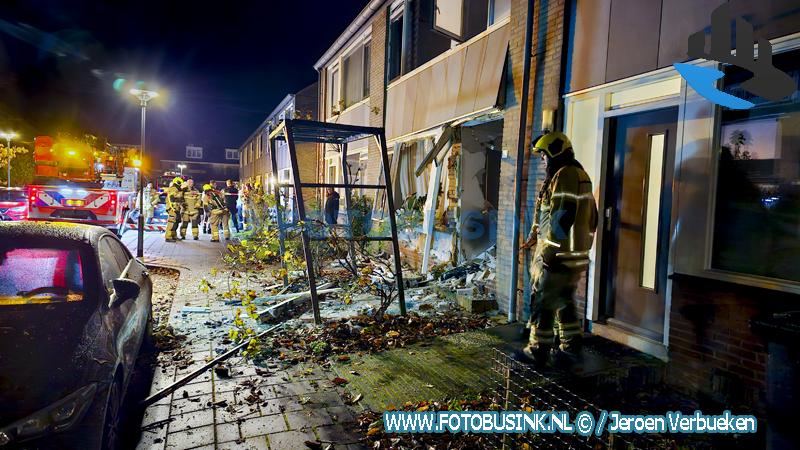 Woning aan de Magnoliastraat in Dordrecht verwoest door explosie