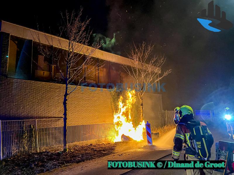 Brandweer opgeroepen voor een industriebrand aan de Matena in Papendrecht