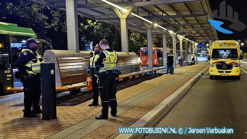 Zwaargewonde bij steekpartij op busstation in Dordrecht