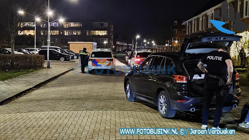 Verwarde man door DSI aangehouden voor woning op de Zaling in Papendrecht
