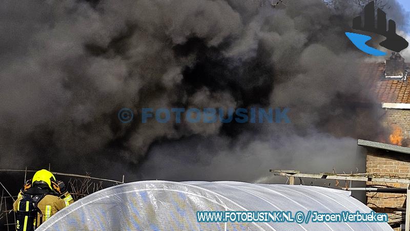 Flinke schuurbrand aan de Patersweg in Dordrecht
