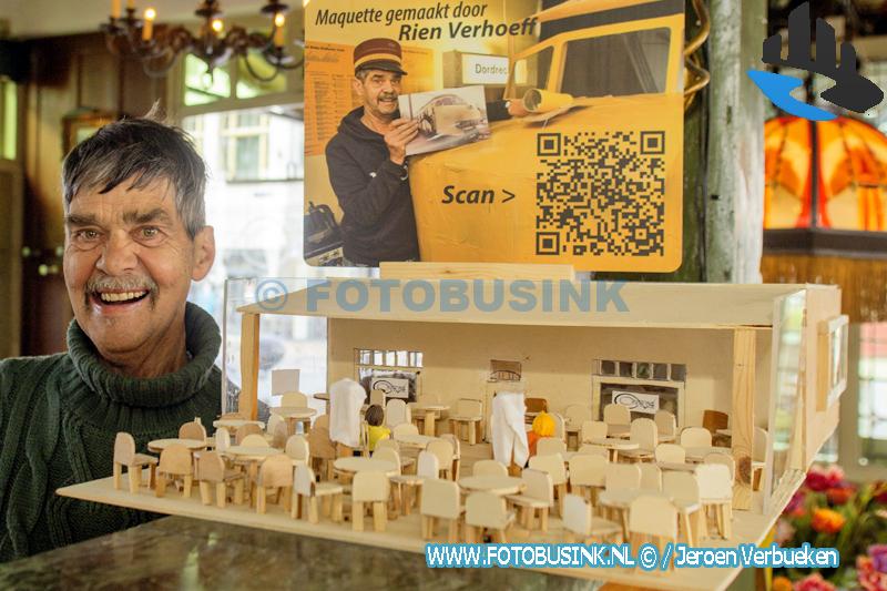 Rien Verhoeff maakt maquette van Grand Café Brasserie Centre Ville