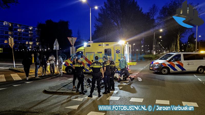 Fietser aangereden op de Galileïlaan in Dordrecht