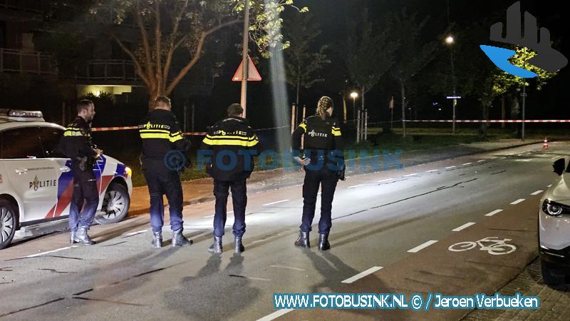 Vrouw beschoten in hoogwerker aan de Prunuslaan in Dordrecht