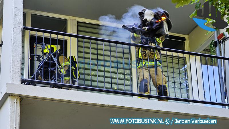Twee keer brand in flat aan Halleyweg in Dordrecht