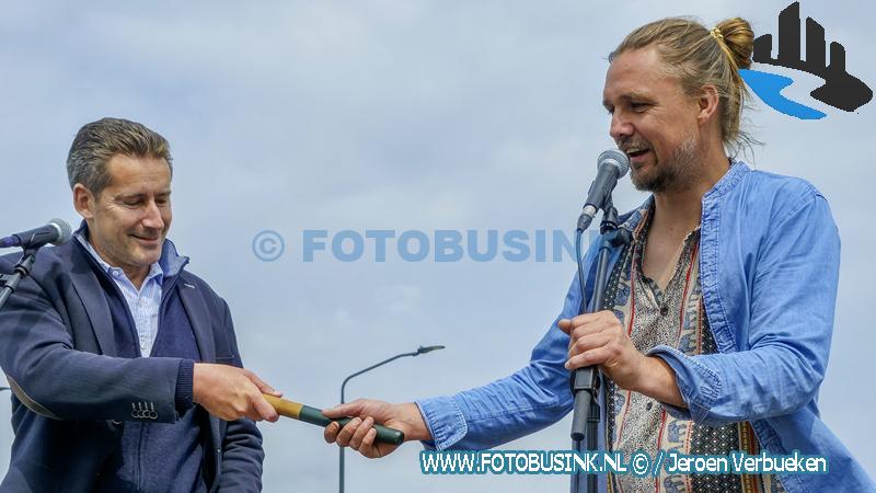 Start estafetteprotest in Dordrecht: "Nu is het genoeg" – Verzet tegen mega-AZC’s