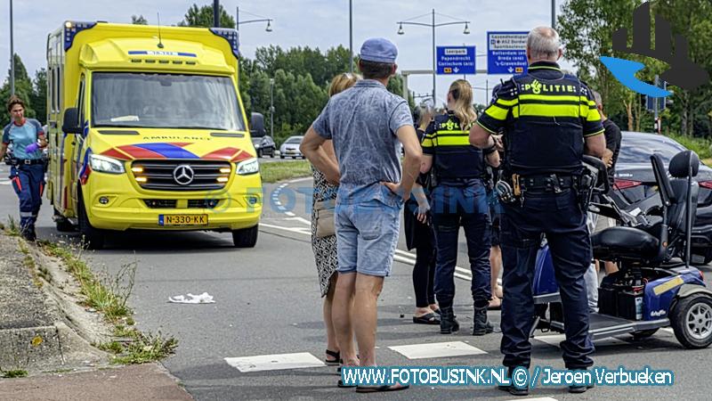 Scootmobielrijder aangereden op Laan der Verenigde Naties in Dordrecht