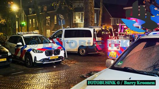 Vuurwapen gevonden na controle busje op de Roemer Visscherstraat in Dordrecht