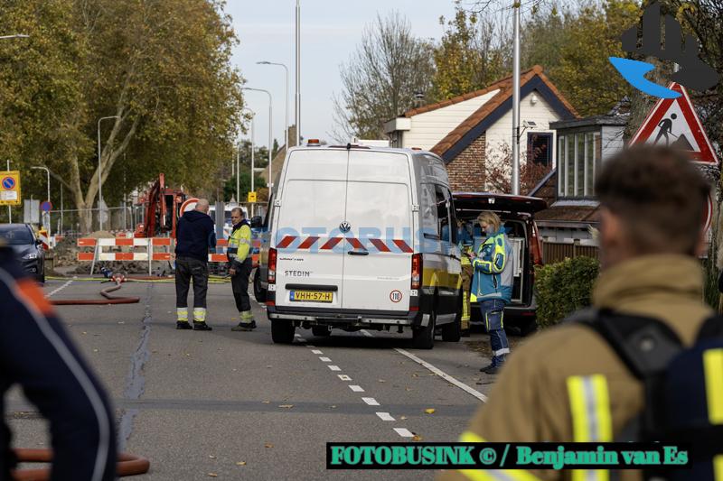 Flinke gaslekkage aan de Strijenseweg in ’s-Gravendeel zorgt voor ontruimingen