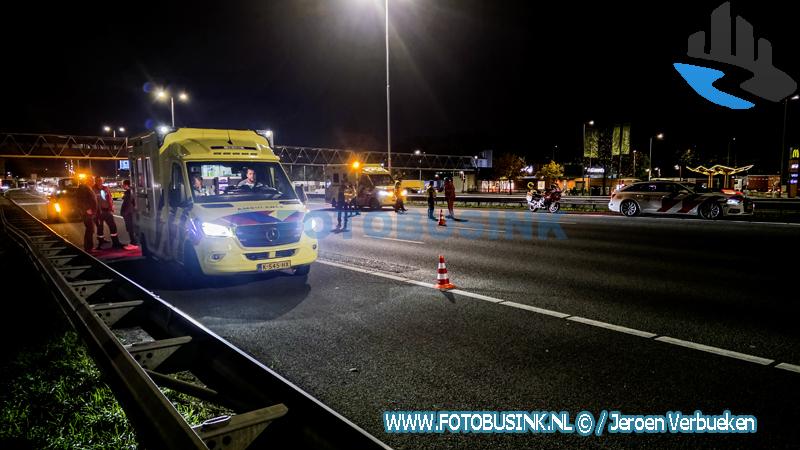 Zwaargewonde bij ernstig ongeval op A16 bij Hendrik-Ido-Ambacht: snelweg richting Rotterdam afgesloten