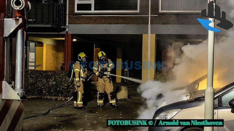 Auto zwaarbeschadigd door brand aan Tiende Penninglaan in Gorinchem