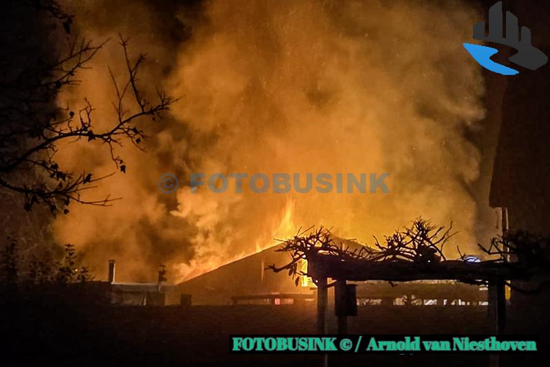 Zeer grote brand verwoest schuur aan de Haarweg in Gorinchem