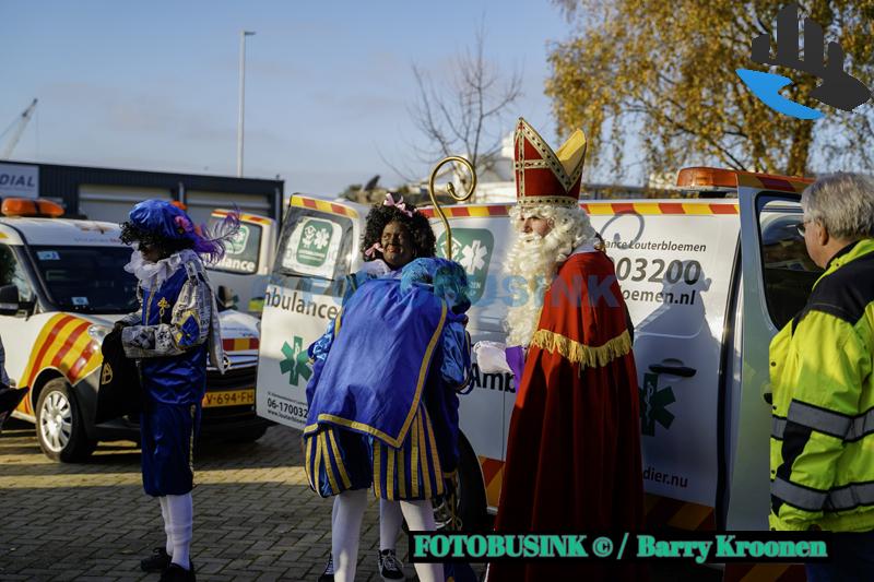 Sinterklaas brengt feestelijk bezoek aan Dierenzorgcentrum Louterbloemen
